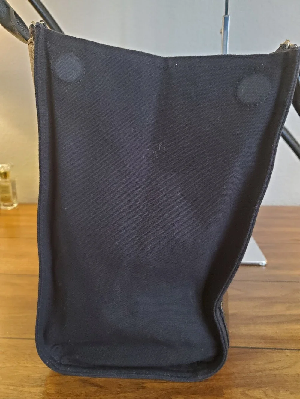 TORY BURCH LEATHER ELLA TOTE IN PERFECT LIKE NEW CONDITION!